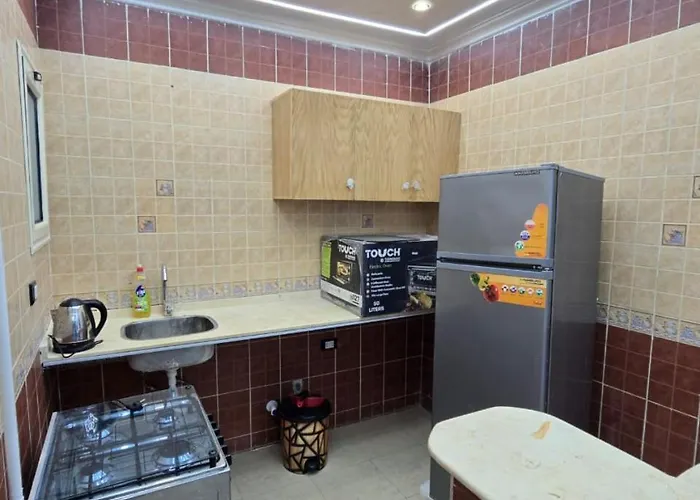 Larose Apartment *